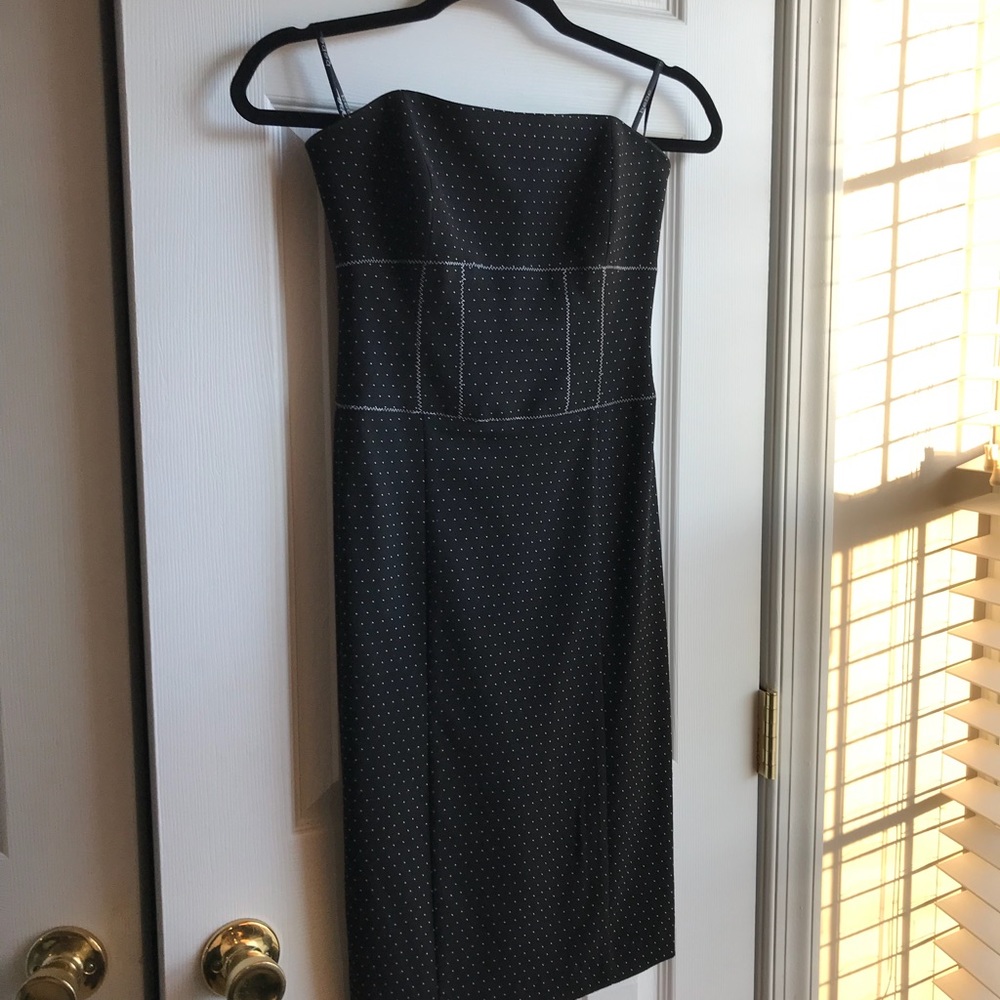 BEBE strapless black/white dress